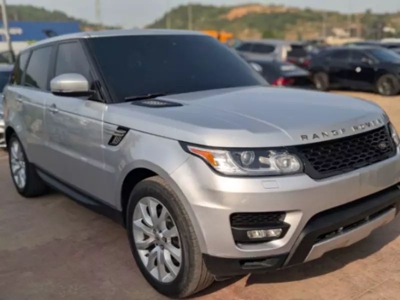 Land Rover  Range Rover Sport HSE Dynamic   - 2014