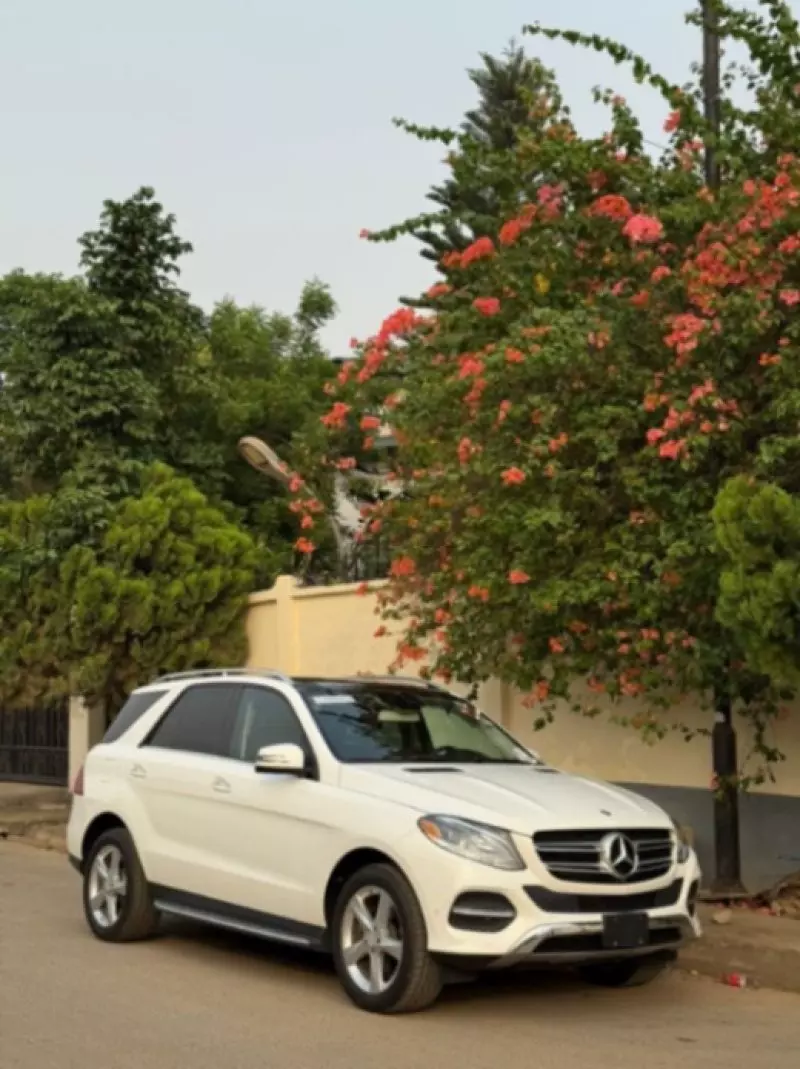 Mercedes-Benz GLE 350   - 2016