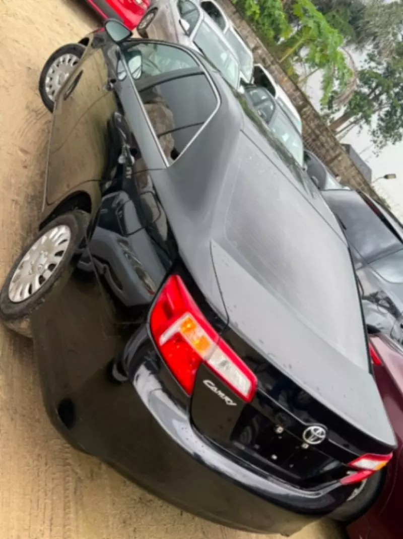 TOYOTA Camry   - 2012