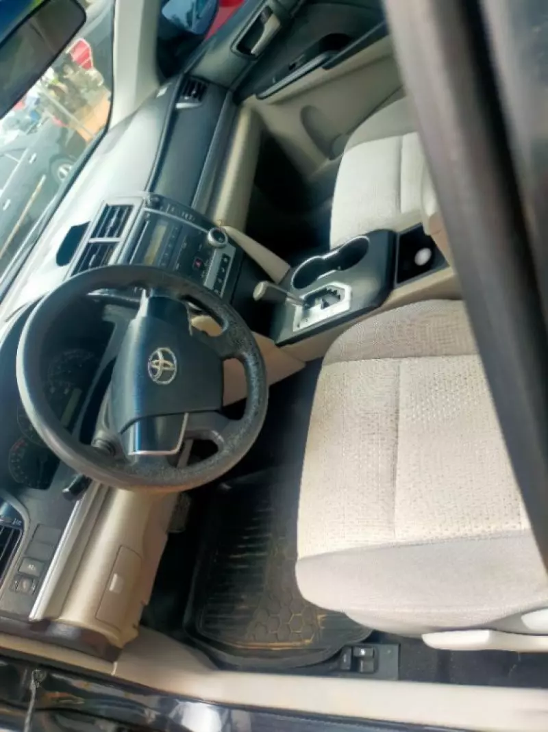Toyota Camry   - 2012