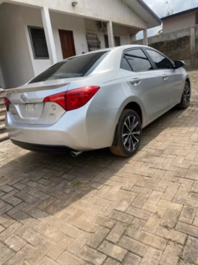 Toyota Corolla   - 2017