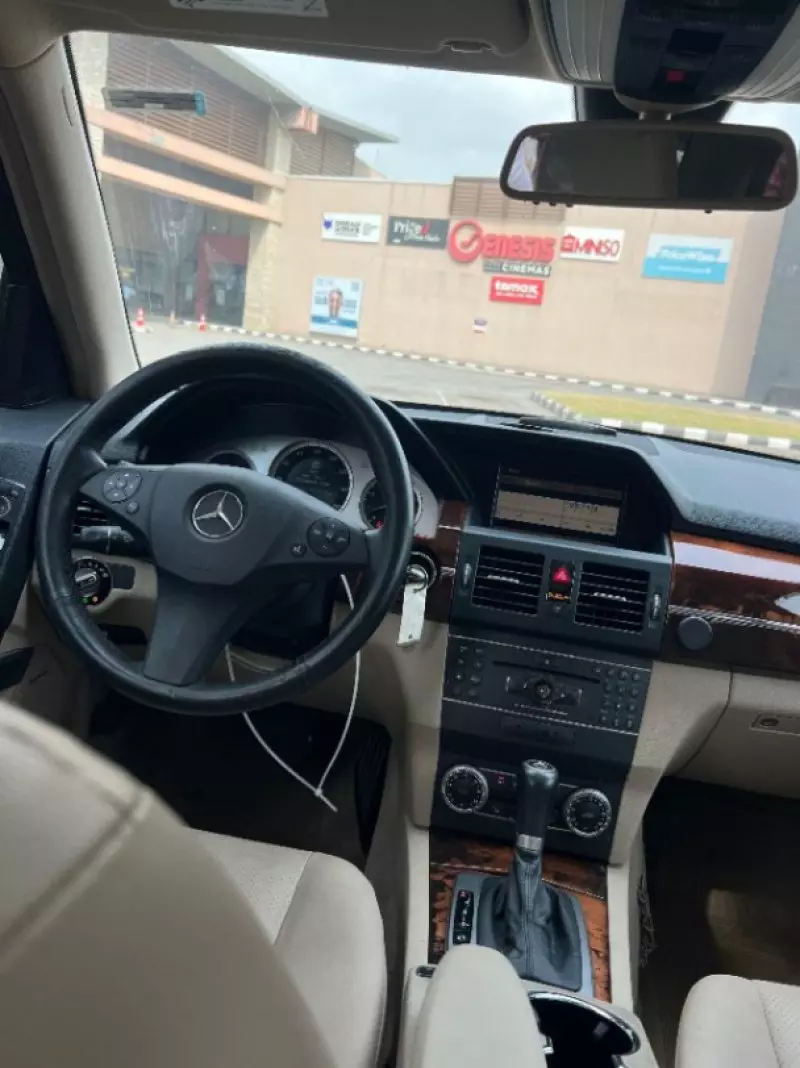 Mercedes-Benz GLK 350 - 2010