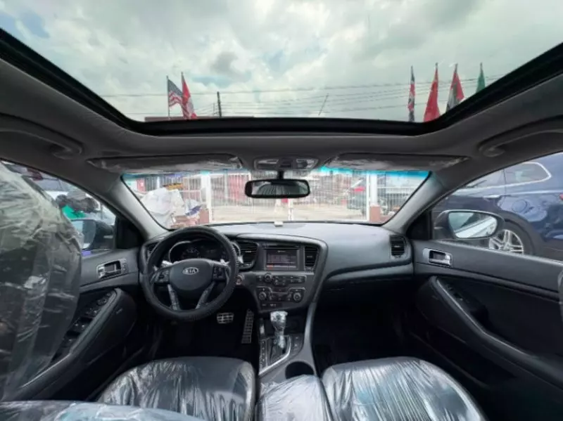 KIA Optima   - 2012