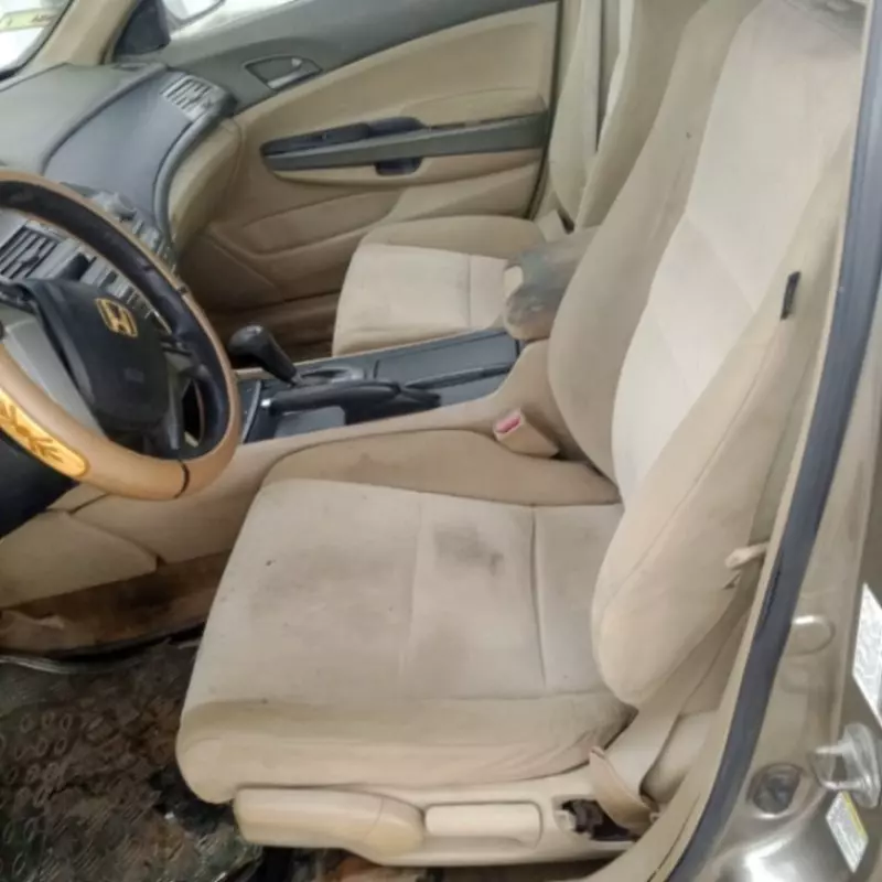 Honda Accord - 2009