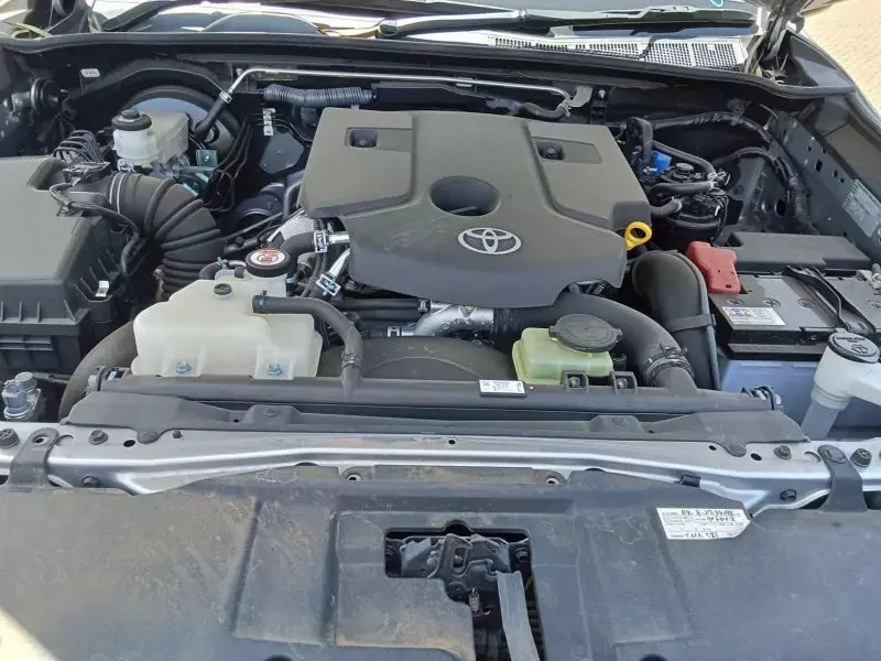 Toyota Hilux   - 2018