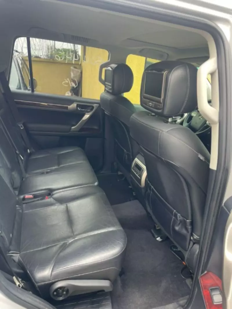 Lexus GX   - 2012
