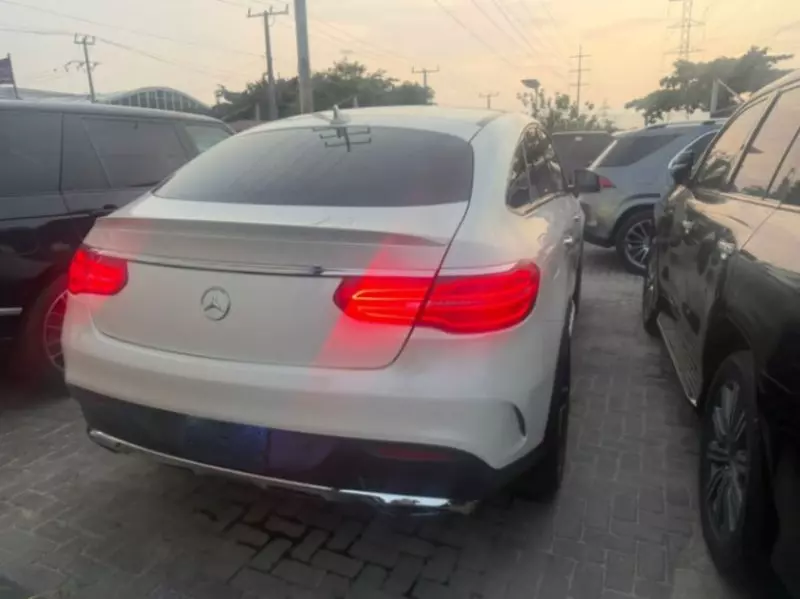 Mercedes-Benz GLE 450   - 2016