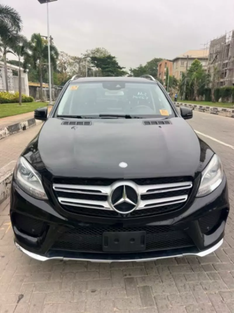 Mercedes-Benz GLE-Class   - 2016