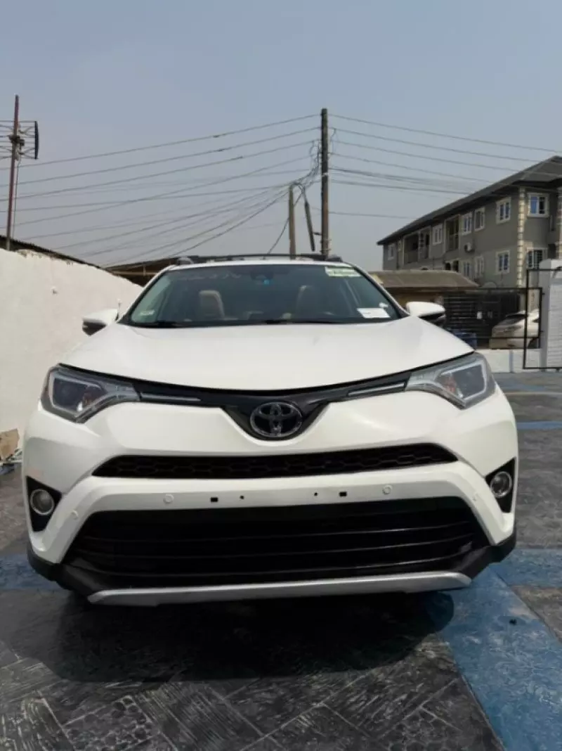 TOYOTA RAV4   - 2016