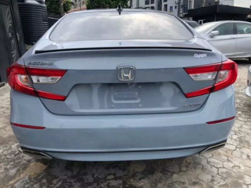 Honda Accord   - 2021