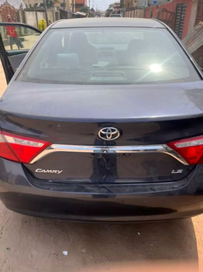 Toyota Camry   - 2017