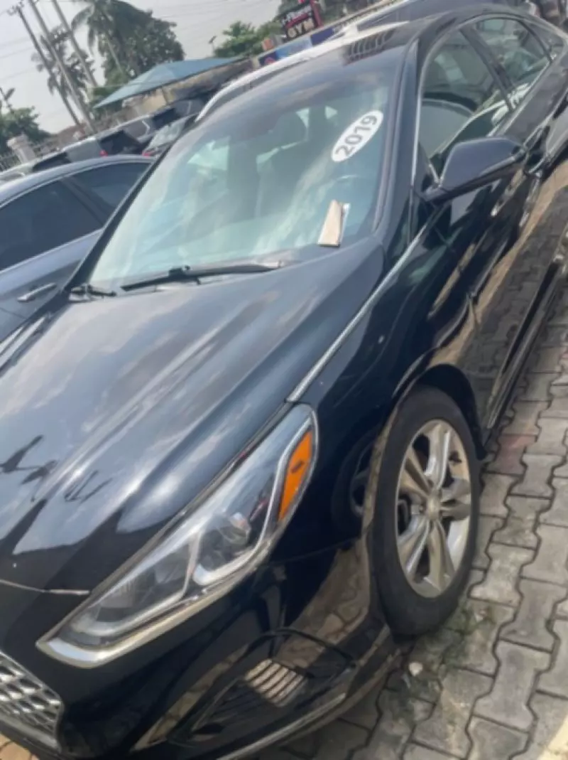 Hyundai Sonata   - 2018