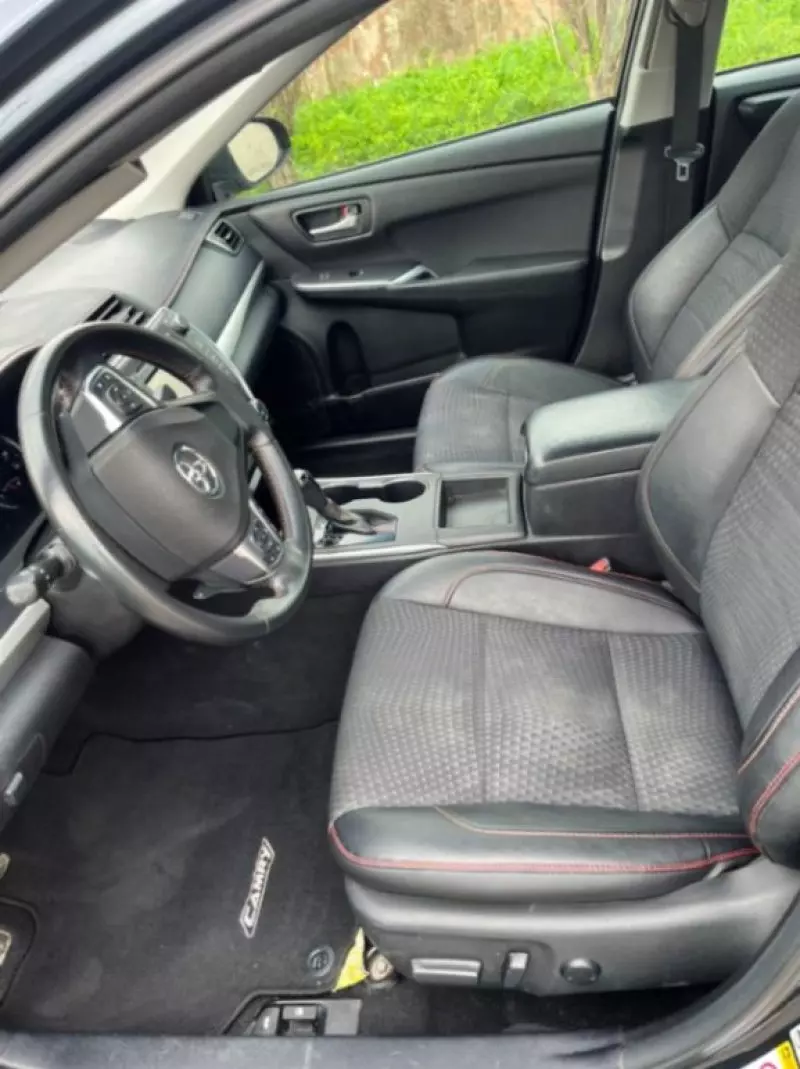 TOYOTA Camry - 2015