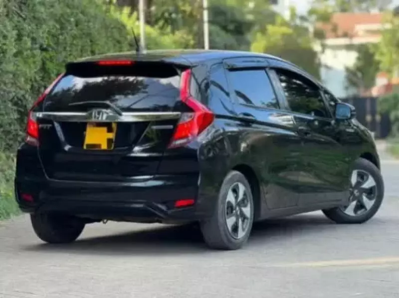 Honda Fit Hybrid    - 2018