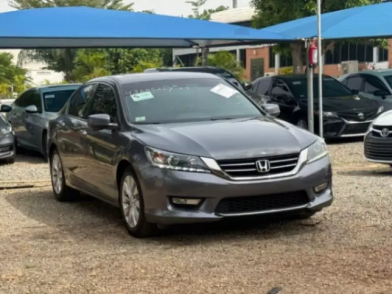 Honda Accord   - 2013