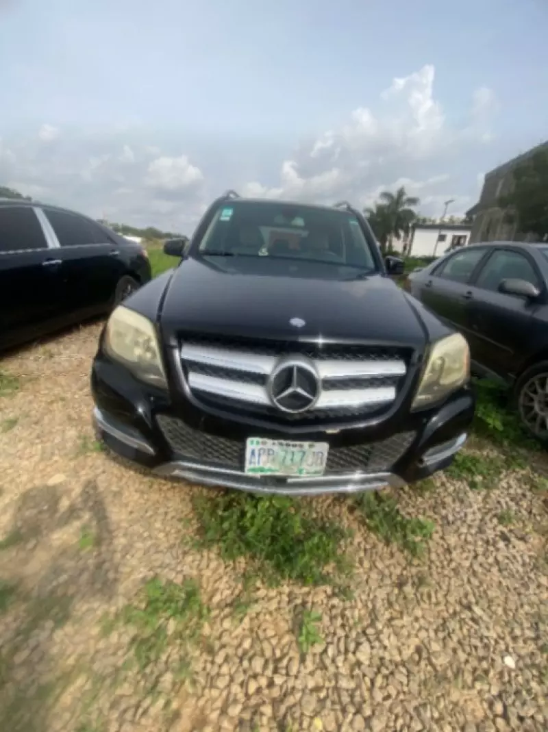 Mercedes-Benz GLK 350   - 2014
