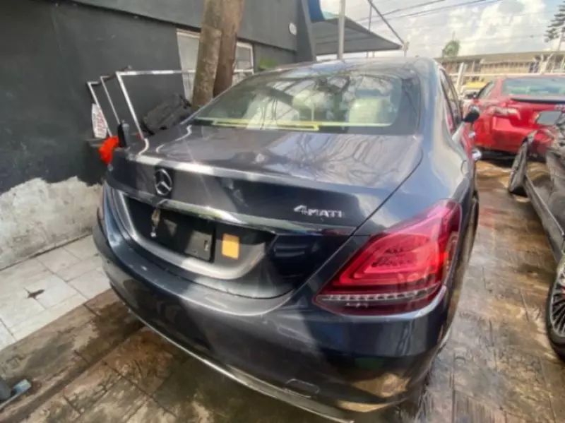 Mercedes-Benz C-Class   - 2015