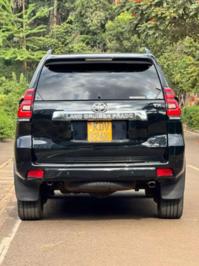 TOYOTA Landcruiser Prado - 2018