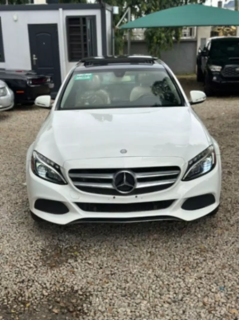 Mercedes-Benz C 300   - 2015