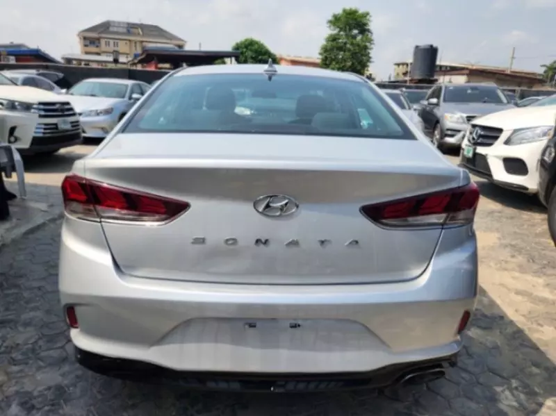 Hyundai Sonata   - 2018