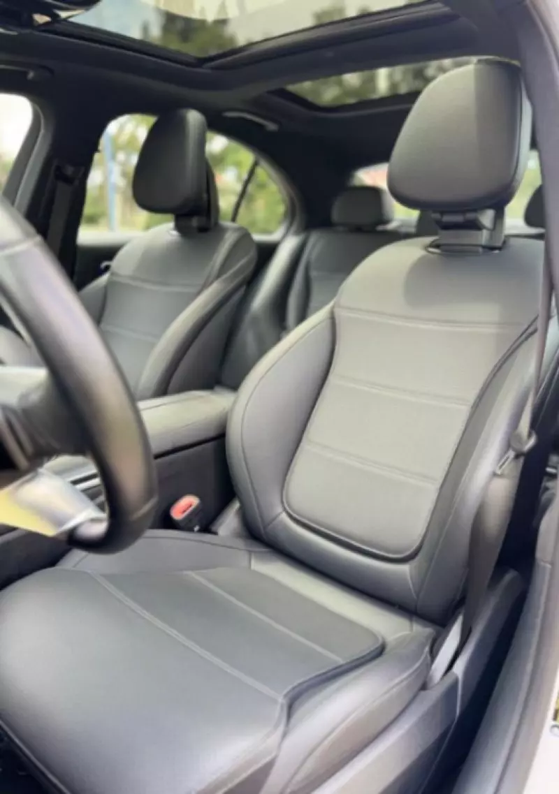 Mercedes-Benz C 300   - 2024