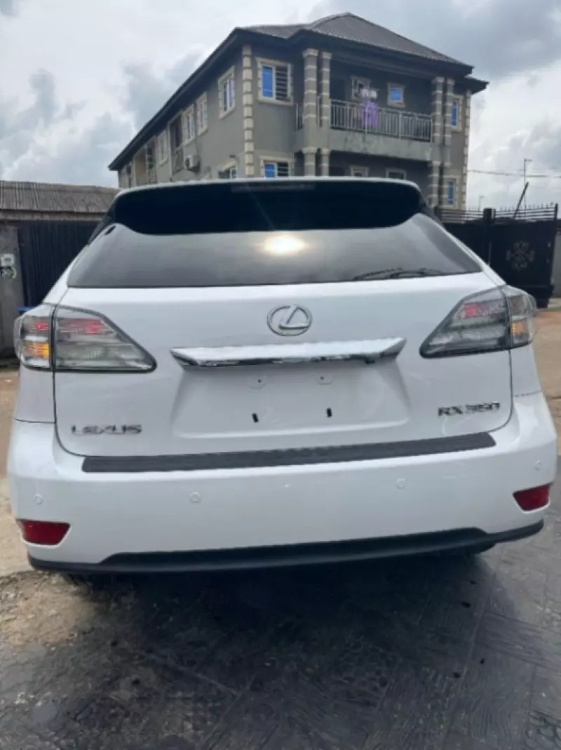 Lexus RX   - 2010