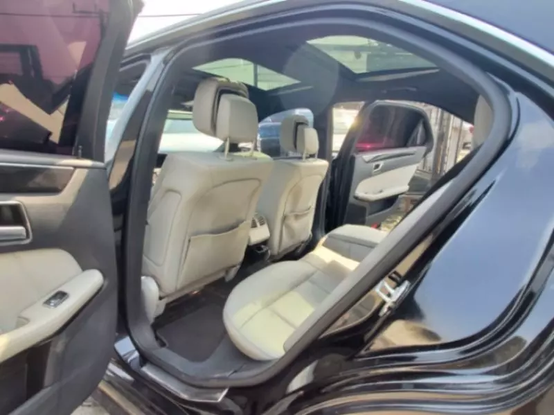 Mercedes-Benz E350 - 2013