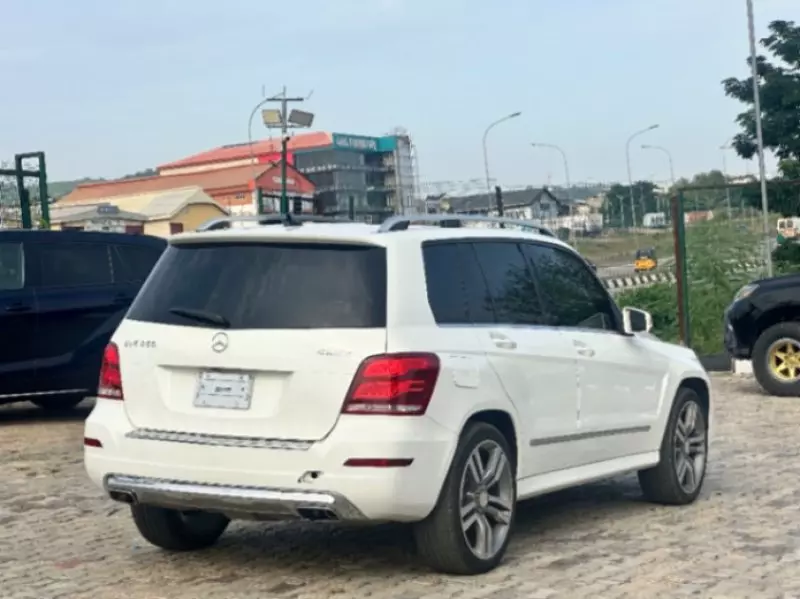 Mercedes-Benz GLK 350   - 2013