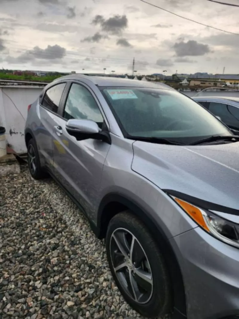 Honda HR-V   - 2022
