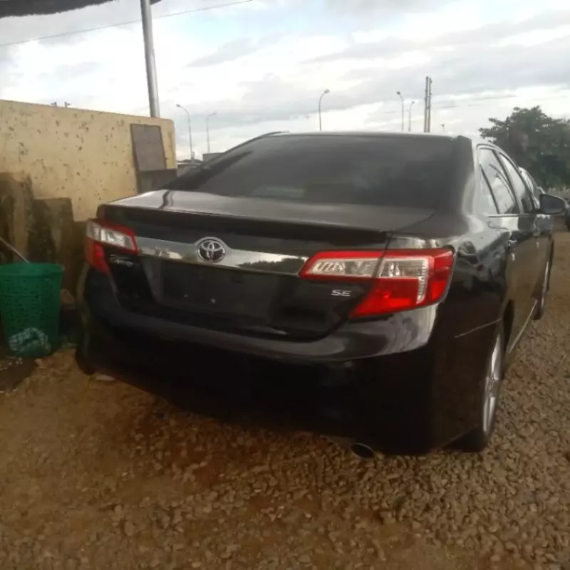 TOYOTA Camry   - 2014