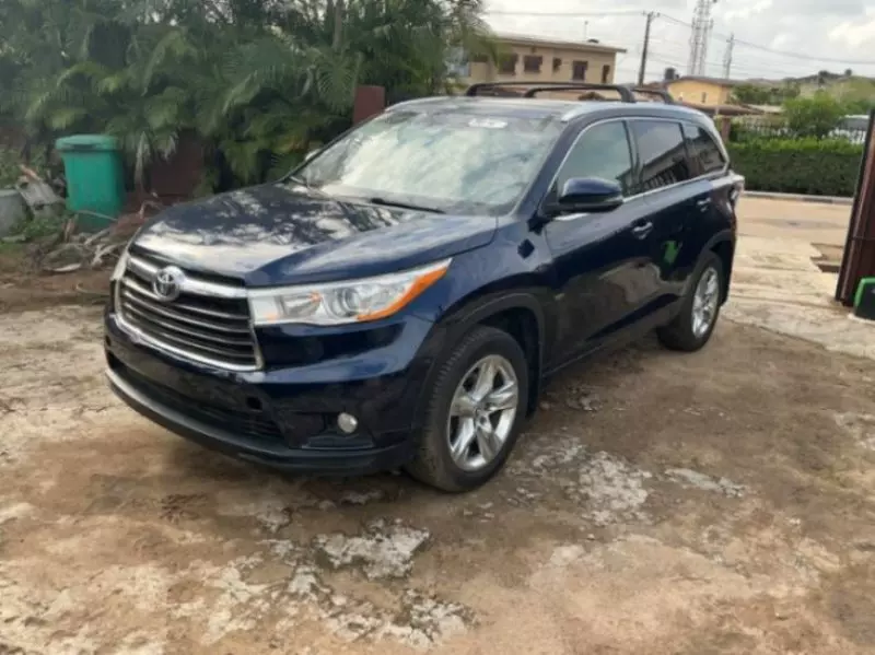 TOYOTA Highlander   - 2016