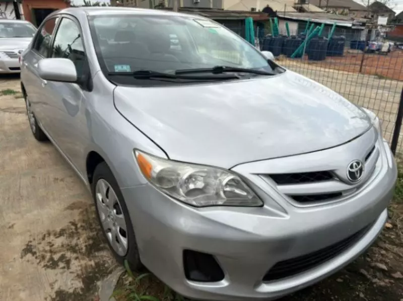 Toyota Corolla   - 2012
