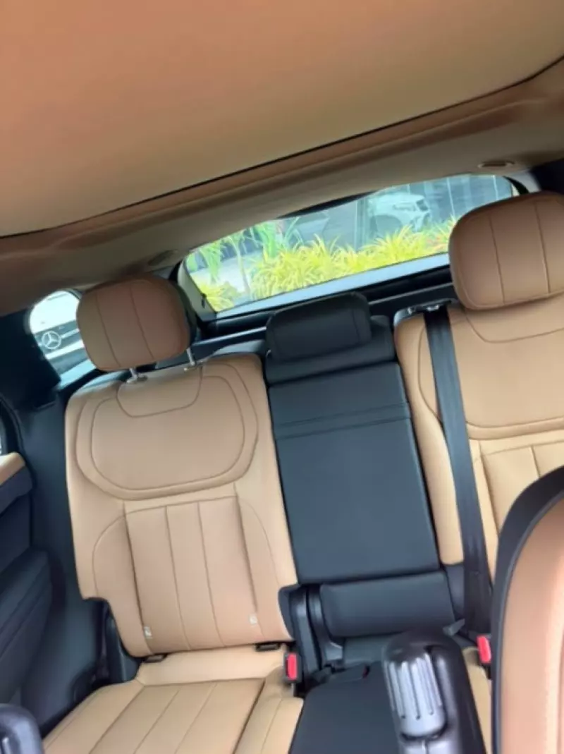 RANGE ROVER Bespoke    - 2024