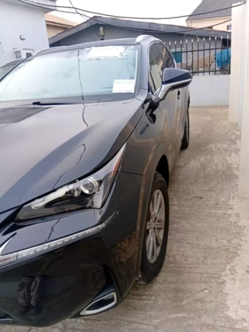 Lexus NX   - 2016