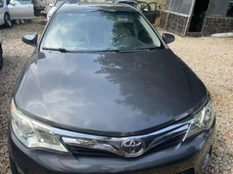 TOYOTA Camry   - 2013