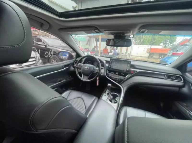 TOYOTA Camry   - 2021