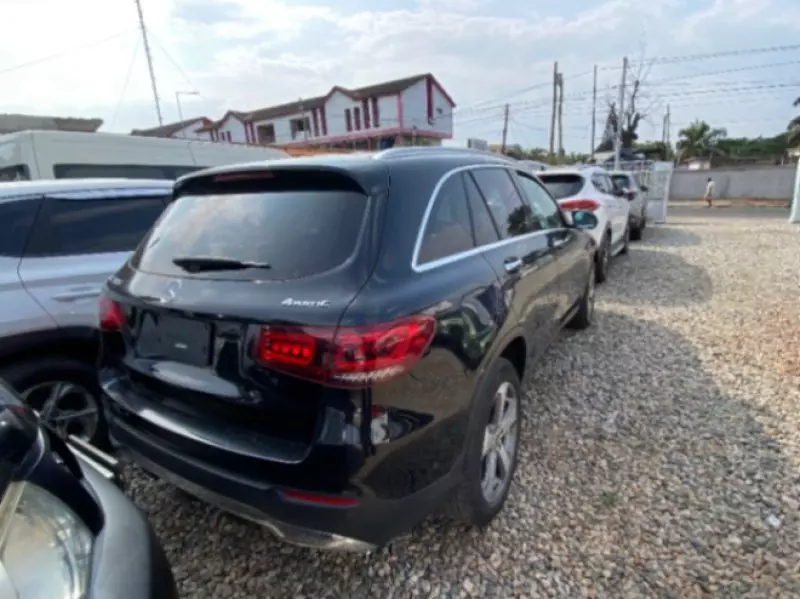 Mercedes-Benz GLC 300   - 2022