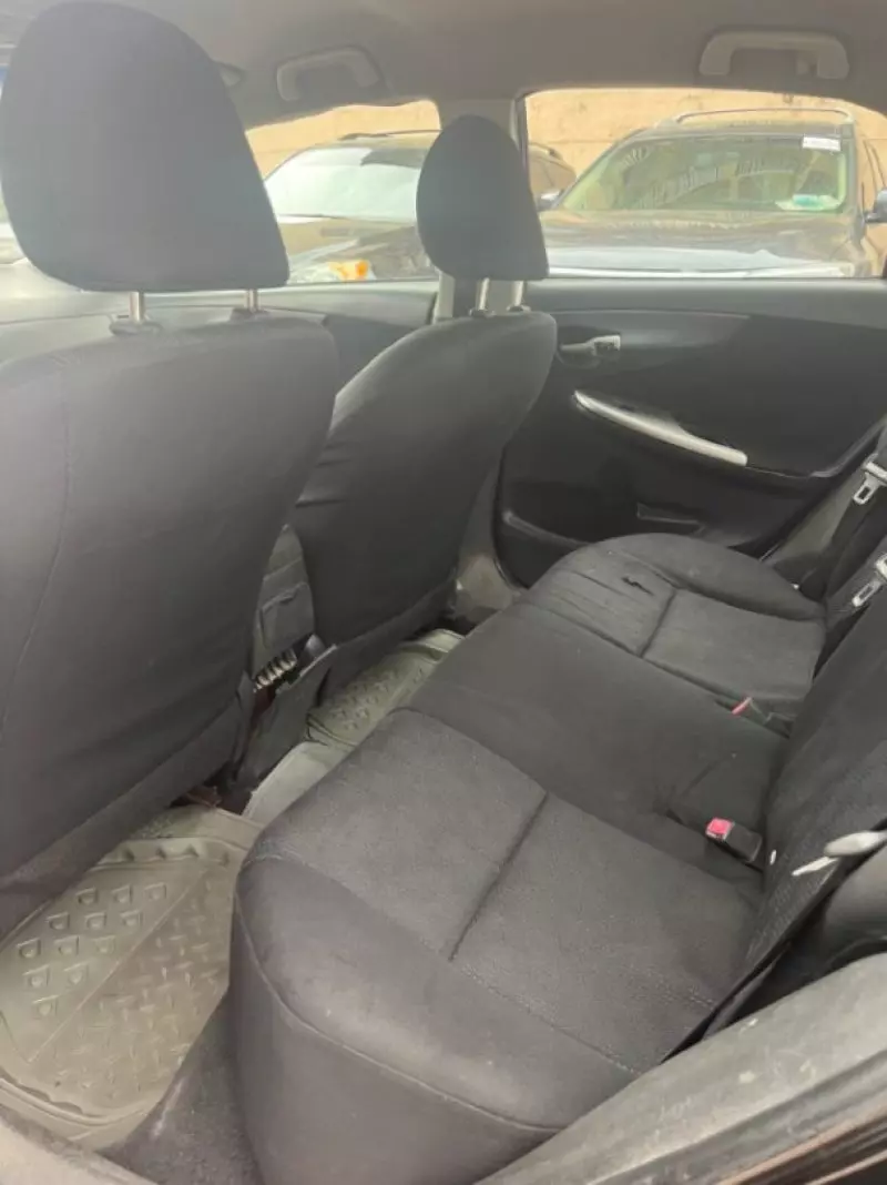 Toyota Corolla   - 2010