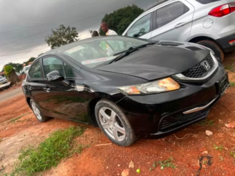 Honda Civic - 2013