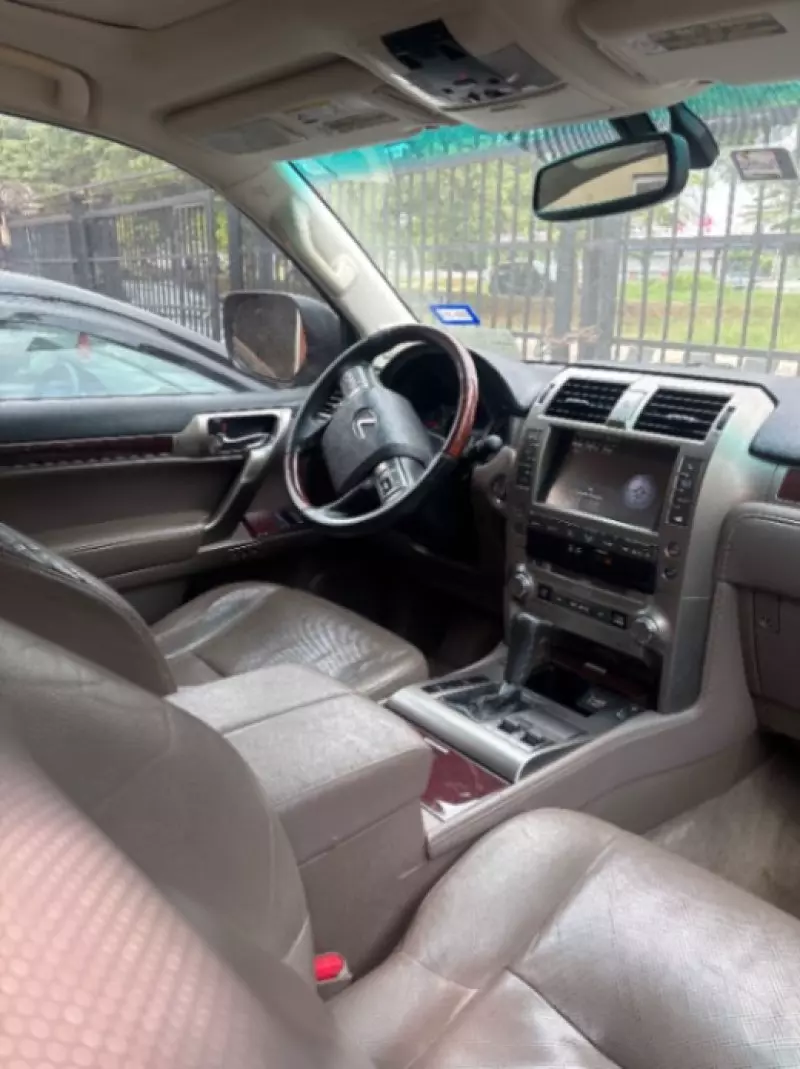 Lexus GX 460   - 2014