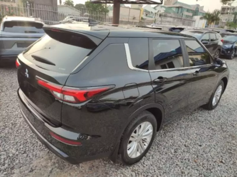 Mitsubishi New Outlander   - 2023