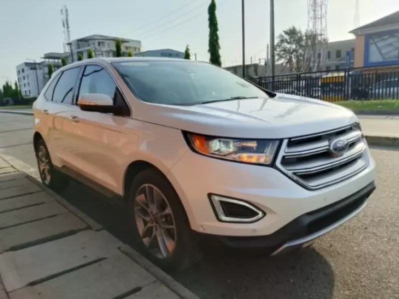 Ford Edge   - 2015