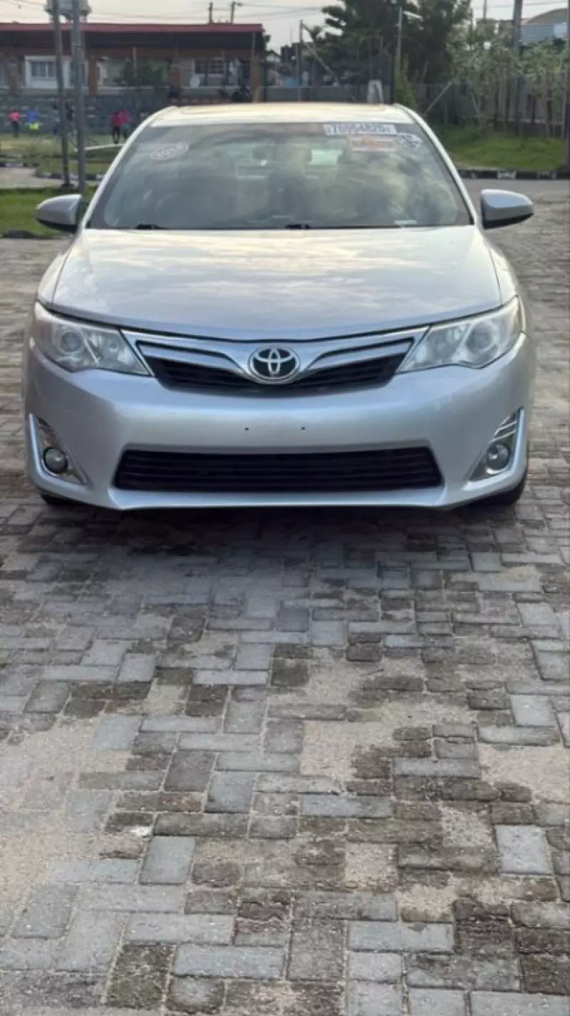 TOYOTA Camry   - 2014