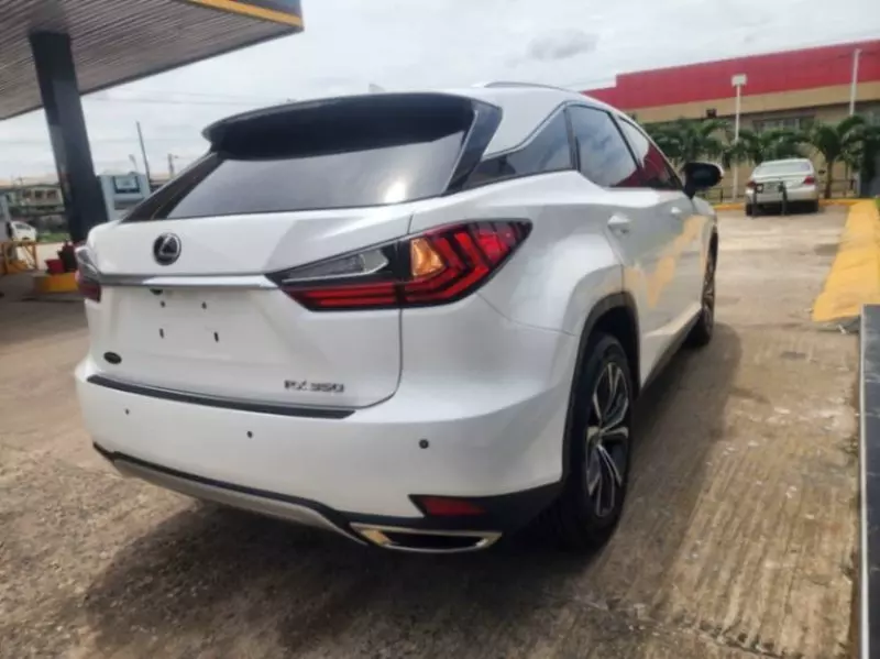 Lexus RX   - 2020