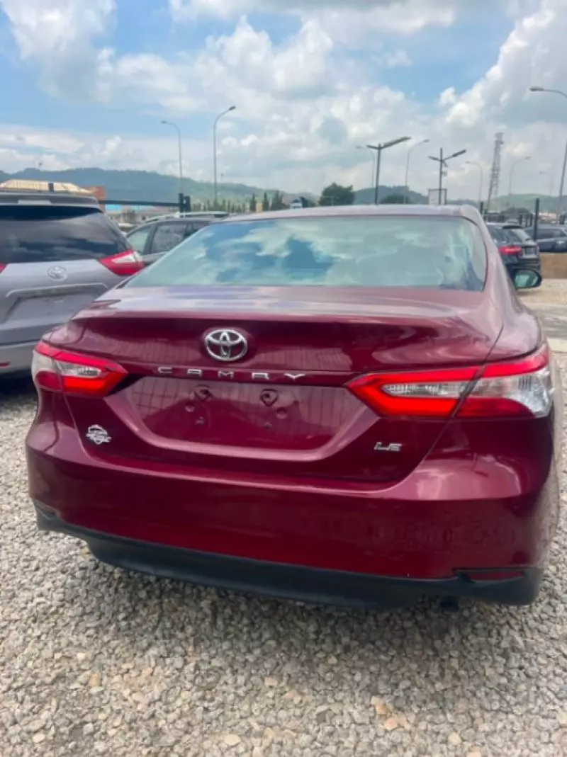 TOYOTA Camry   - 2018