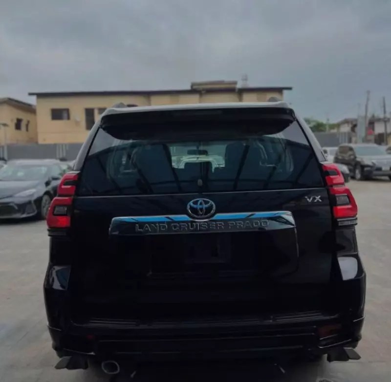TOYOTA Prado VX   - 2019