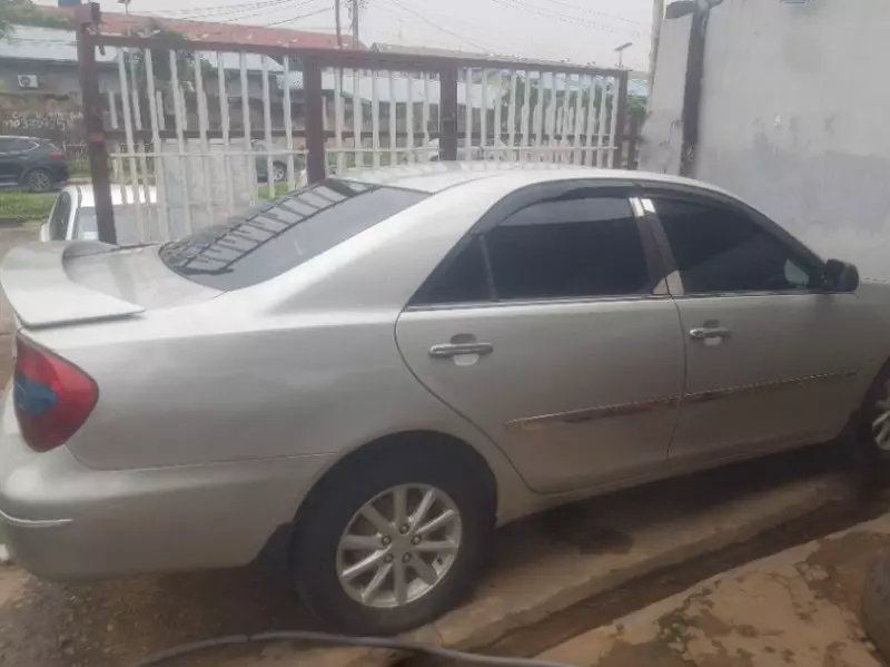 Toyota Camry   - 2008
