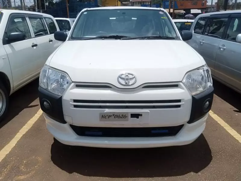 Toyota Probox    - 2016