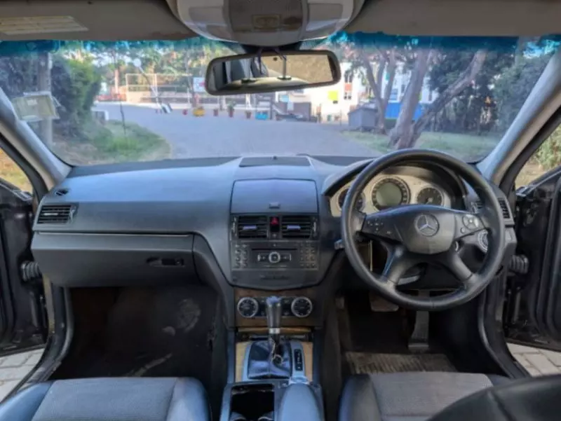 Mercedes-Benz C 200   - 2009