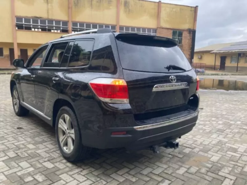 TOYOTA Highlander - 2013